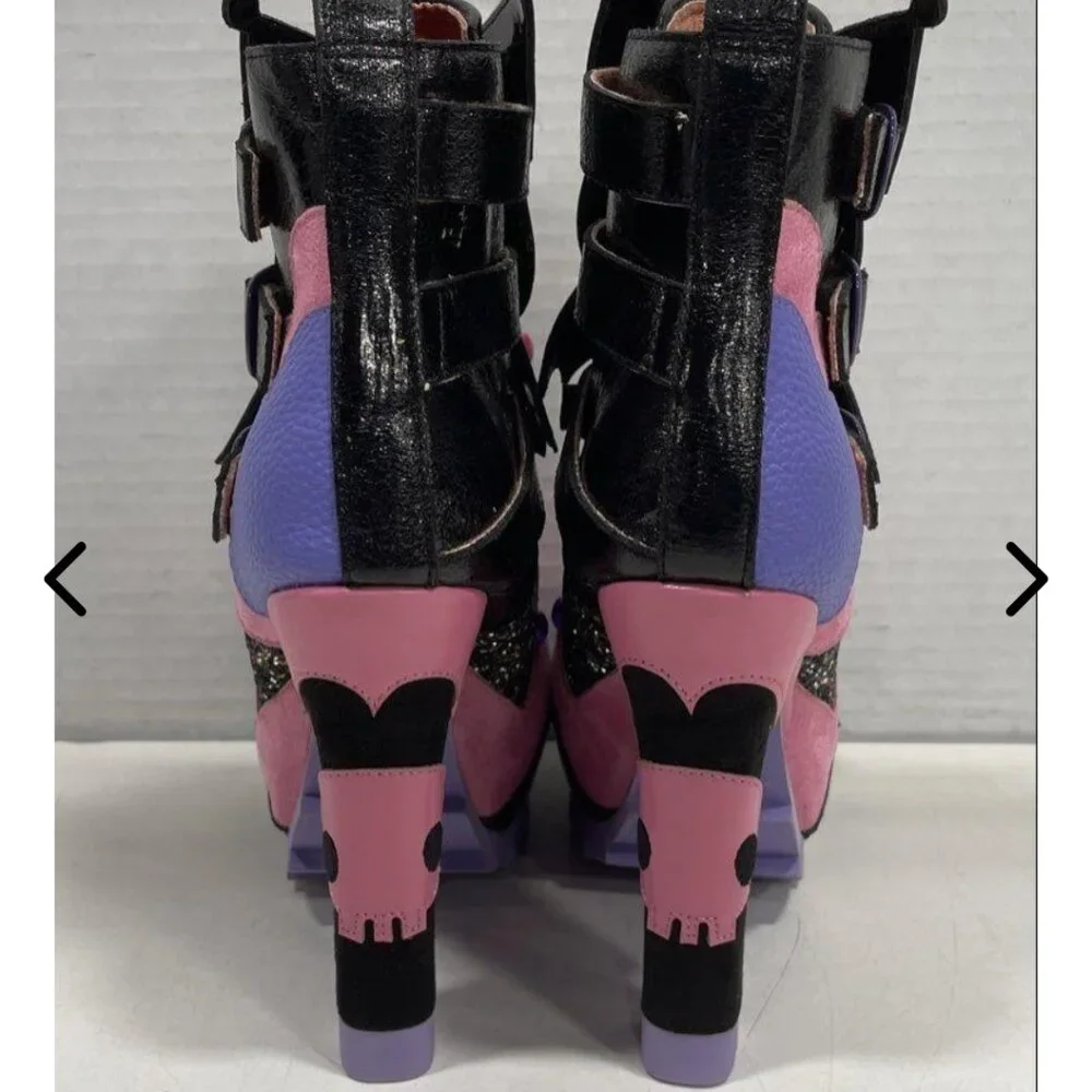 Keromi high heel boots from the Irregular Choice X Sanrio collection - Picture 4 of 12